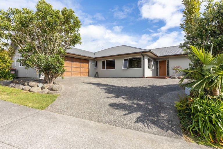 Photo of property in 71 Karamea Street, Whalers Gate, New Plymouth, 4310