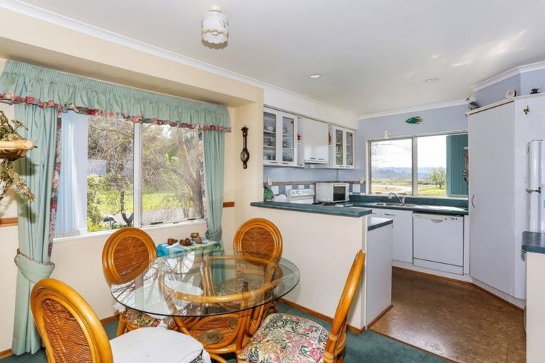 Photo of property in 896a Miranda Road, Pukorokoro / Miranda, Miranda, 2473