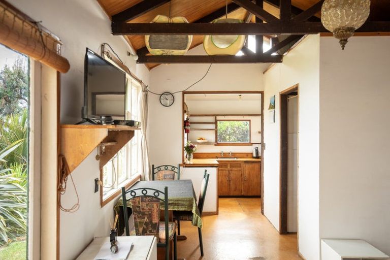 Photo of property in 7g Whaanga Road, Raglan, 3297