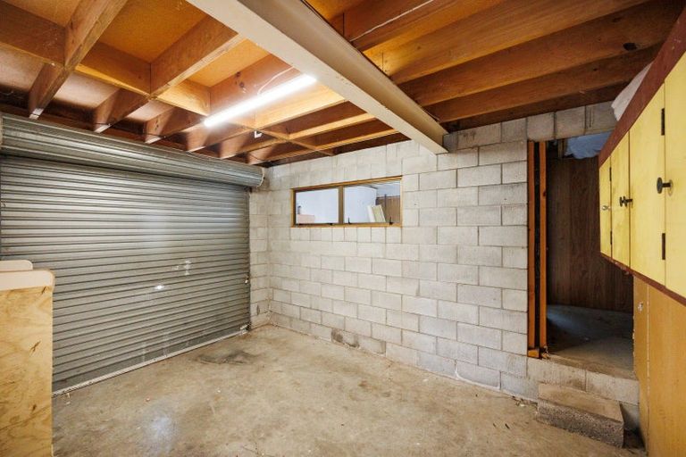 Photo of property in 17 Lockhart Avenue, Milson, Palmerston North, 4414