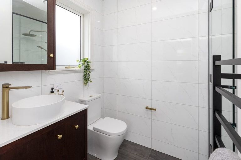 Photo of property in 6a Karo Place, Ilam, Christchurch, 8041