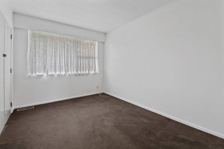 Photo of property in 5 Rameses Place, Pomare, Rotorua, 3015