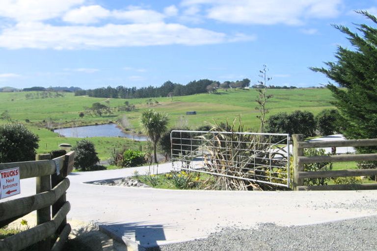 Photo of property in 54 Campbell Road, Parua Bay, Onerahi, 0192