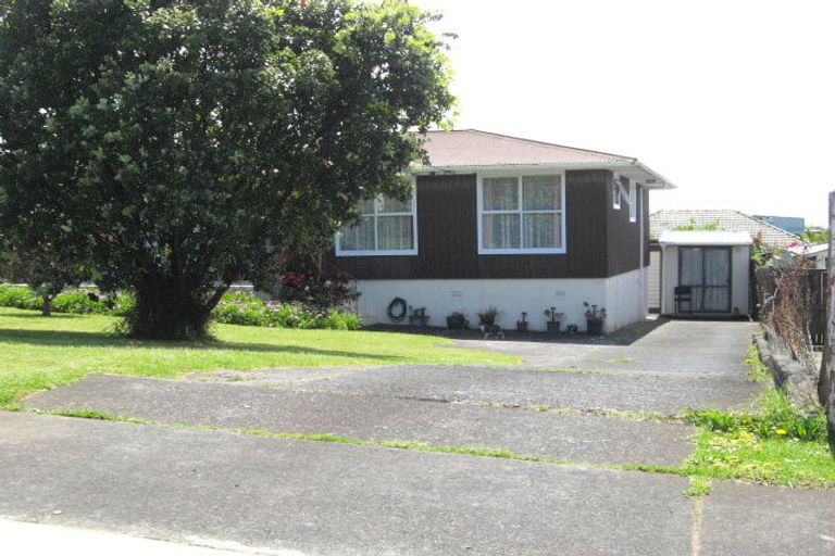 Photo of property in 3 Kamaka Road, Mangere Bridge, Auckland, 2022
