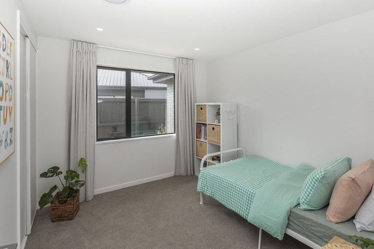 Photo of property in 7 Winning Post Place, Halswell, Christchurch, 8025