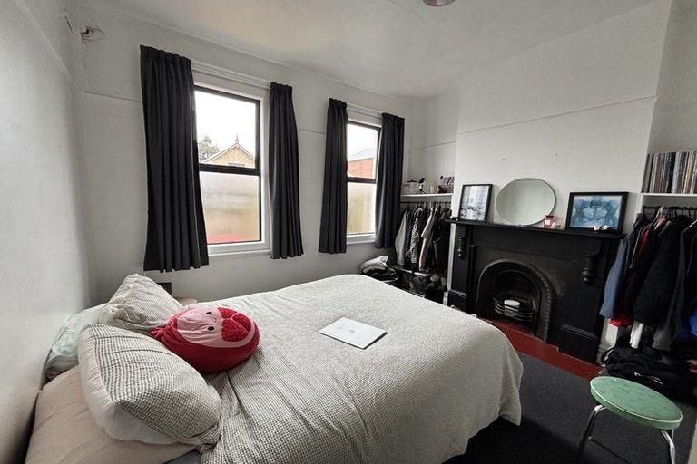 Photo of property in 16 Howe Street, North Dunedin, Dunedin, 9016