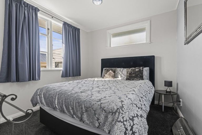 Photo of property in 44 Holland Crescent, Bulls, 4818