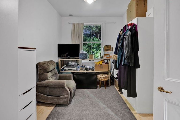 Photo of property in 73 Ngatai Street, Manaia, 4612