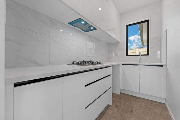 Photo of property in 3 Dolcetto Place, Pokeno, 2402