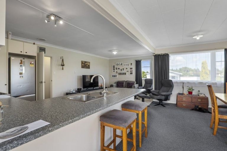 Photo of property in 140 Miranda Street, Stratford, 4332