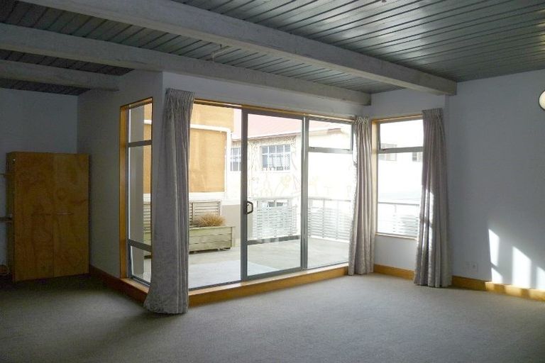 Photo of property in First House Apartments, 2/4 Frederick Street, Te Aro, Wellington, 6011
