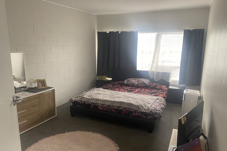 Photo of property in 2/14 Cambourne Road, Papatoetoe, Auckland, 2025