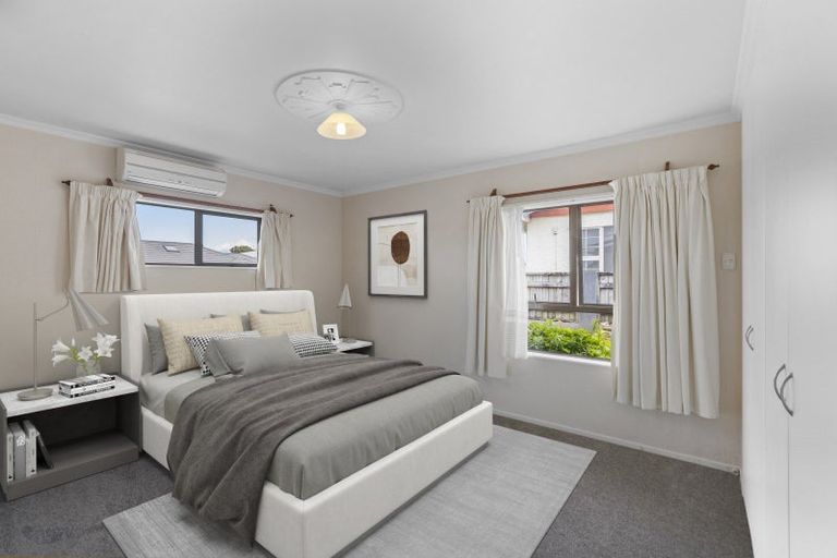 Photo of property in 14 Sackville Street, Fitzroy, New Plymouth, 4312