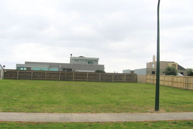 Photo of property in 119 Corokia Place, Matarangi, Whitianga, 3592