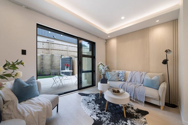 Photo of property in 9/52 Newington Road, Henderson, Auckland, 0612