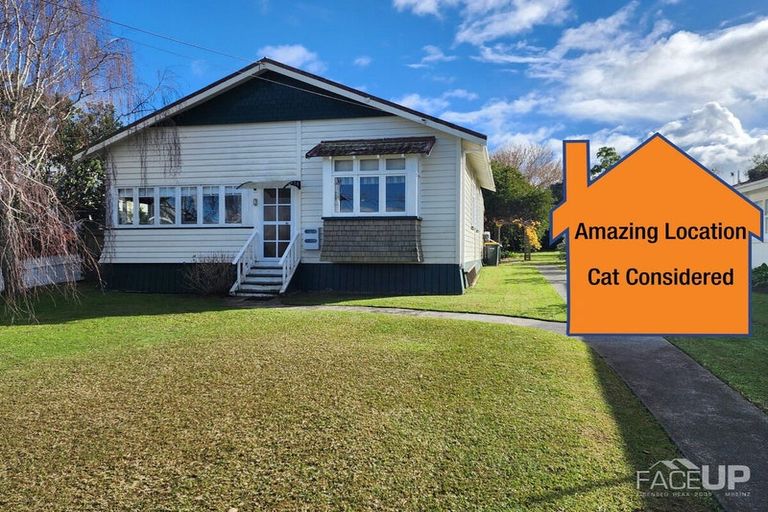 Photo of property in 56 Ngataringa Road, Devonport, Auckland, 0624