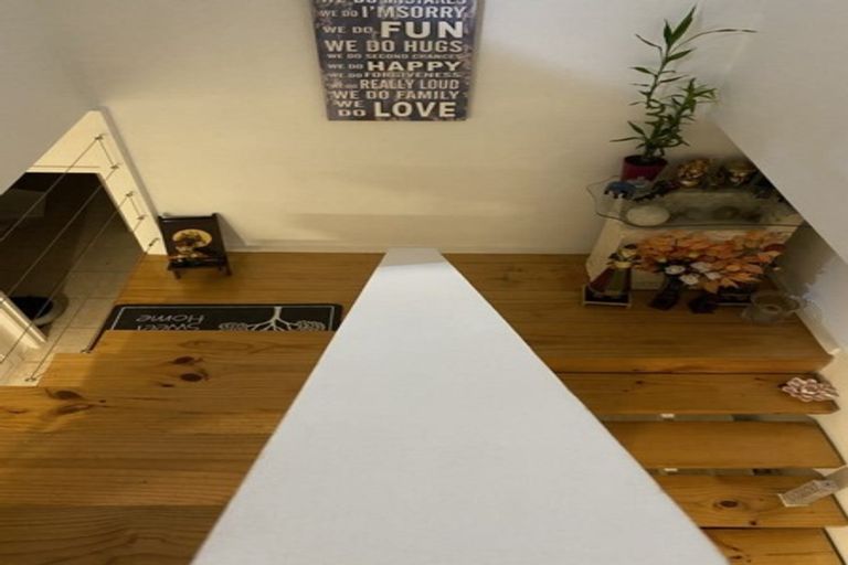 Photo of property in 24 Keegan Drive, Massey, Auckland, 0614