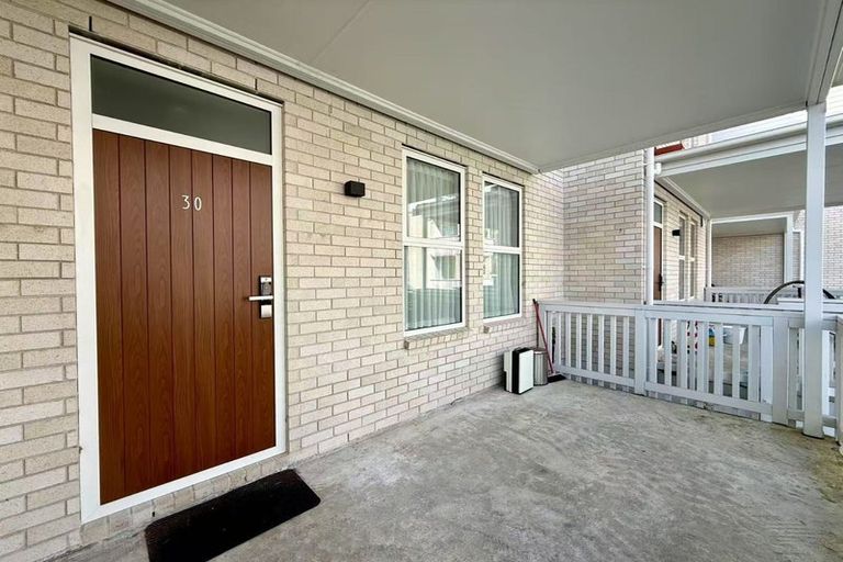 Photo of property in 30 Whautapu Court, Avondale, 1026