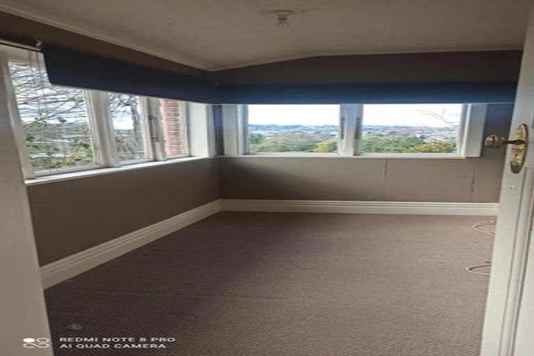 Photo of property in 1 Cossens Street, Balclutha, 9230