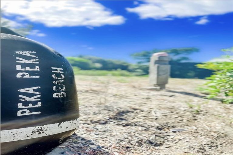 Photo of property in 17 Paetawa Road, Peka Peka, Waikanae, 5391