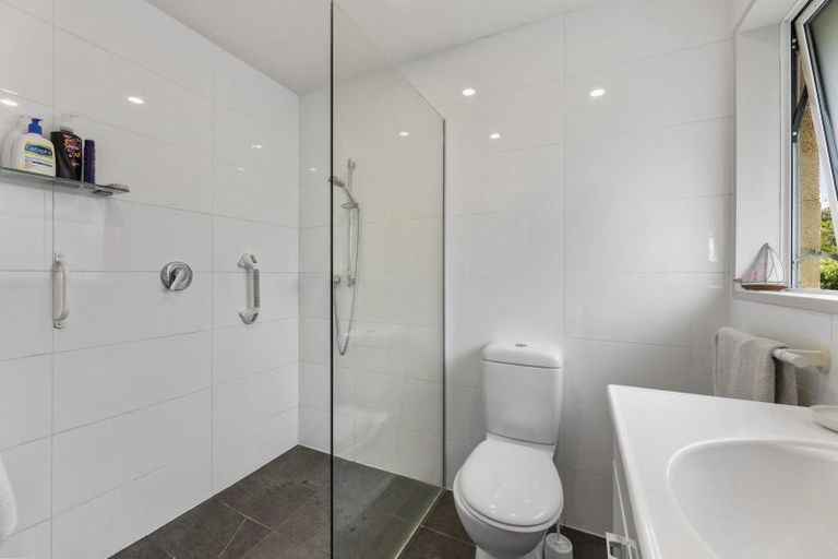 Photo of property in 7 Sandhead Street, Waihola, Milton, 9073