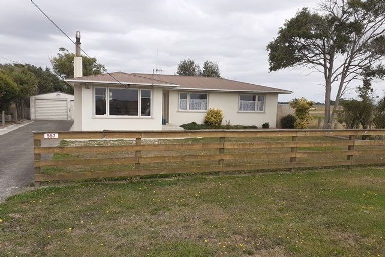 Photo of property in 557 Gillespies Line, Kairanga, Palmerston North, 4475