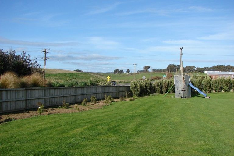 Photo of property in 2 Neva Street, Fortrose, Invercargill, 9875
