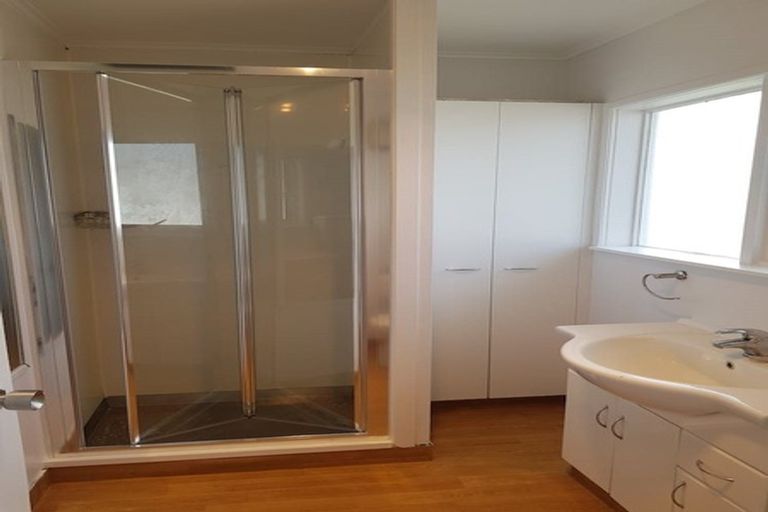 Photo of property in 6a Henderson Avenue, Tuakau, 2121