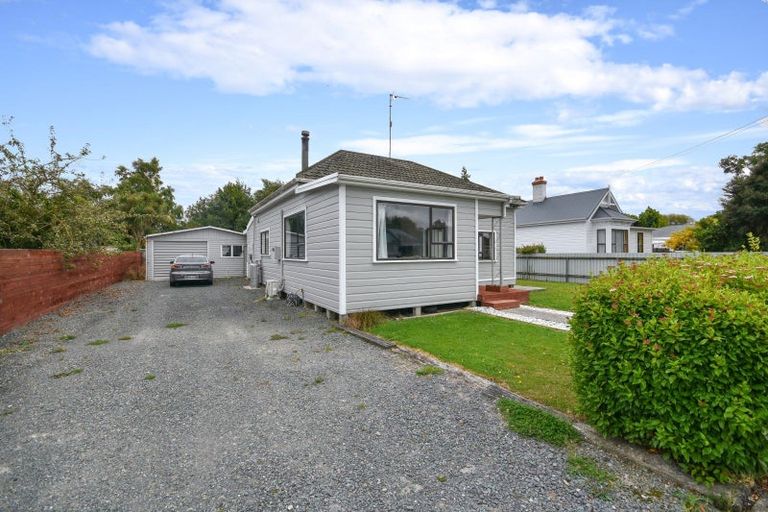 Photo of property in 30 Burns Street, Milton, 9220