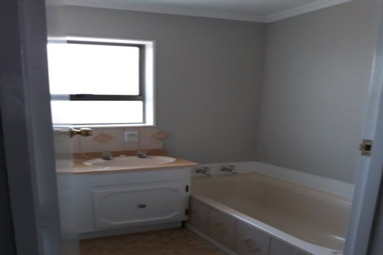 Photo of property in 4/82 Russell Street, Palmerston North, 4414