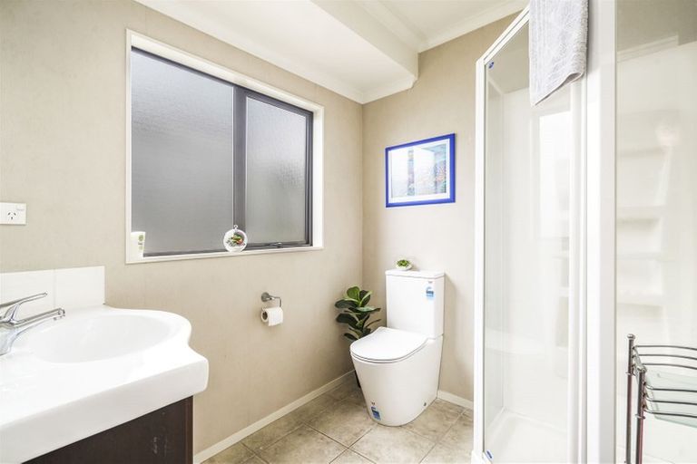 Photo of property in 11 Wiltshire Drive, Huntington, Hamilton, 3210