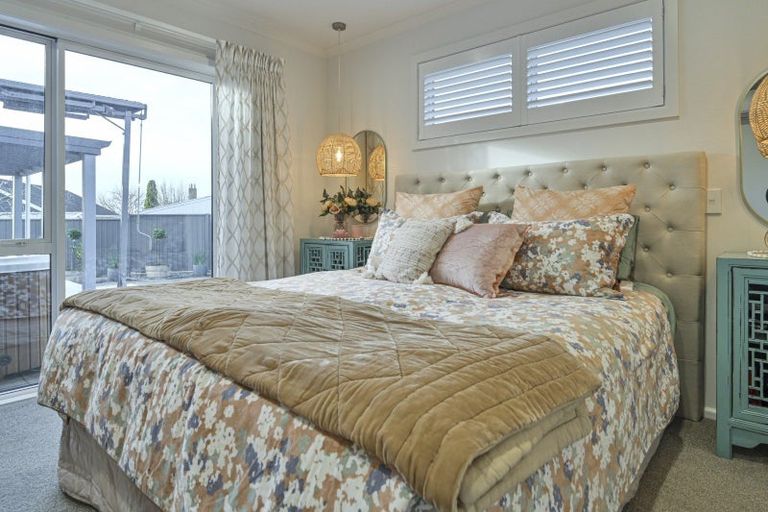 Photo of property in 3 James Cook Street, Havelock North, 4130