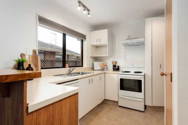 Photo of property in 1/2 Sunrise Avenue, Mount Maunganui, 3116