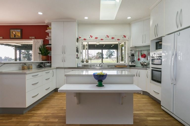 Photo of property in 147 Middle Road, Havelock North, 4130