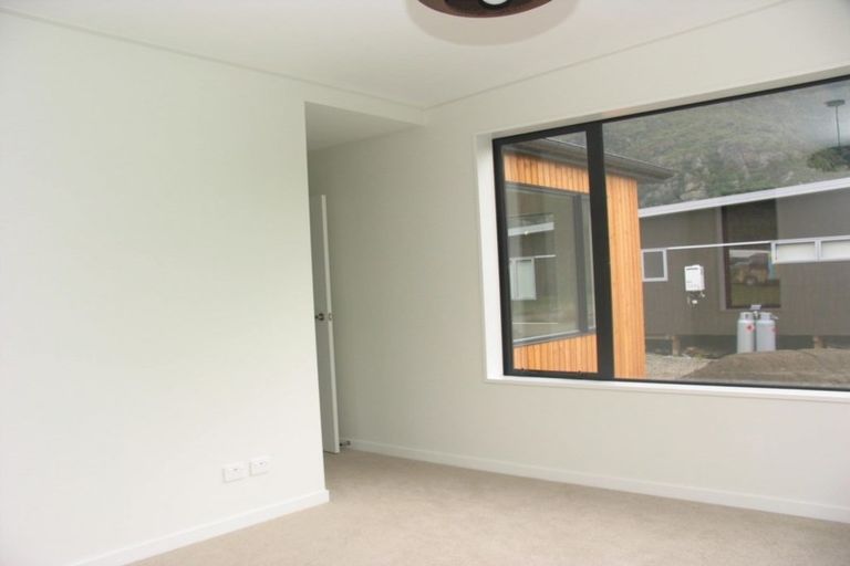 Photo of property in 164 Kent Street, Kingston, Athol, 9793