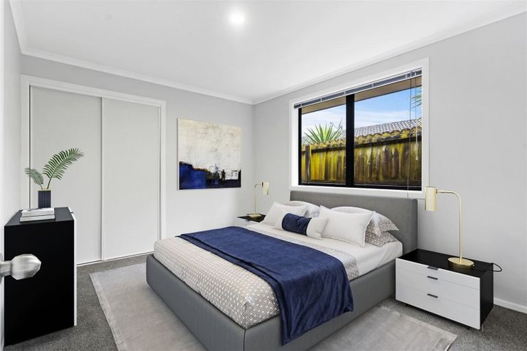 Photo of property in 24 Caltra Place, East Tamaki, Auckland, 2016