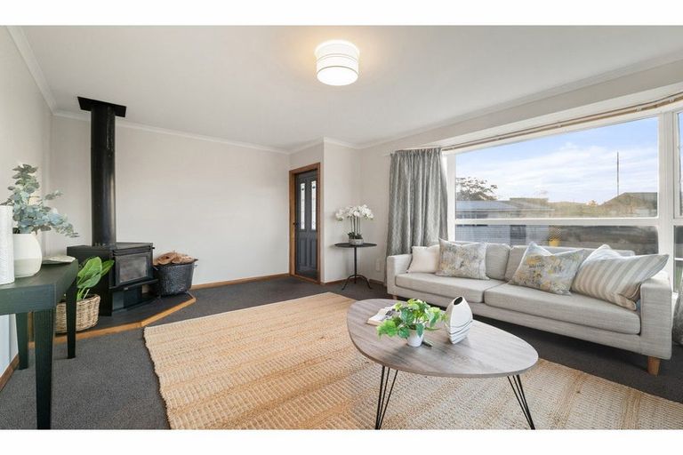 Photo of property in 11 Garvins Road, Hornby, Christchurch, 8042