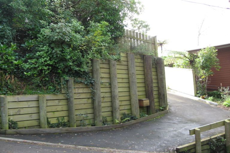 Photo of property in 17 Joll Street, Karori, Wellington, 6012