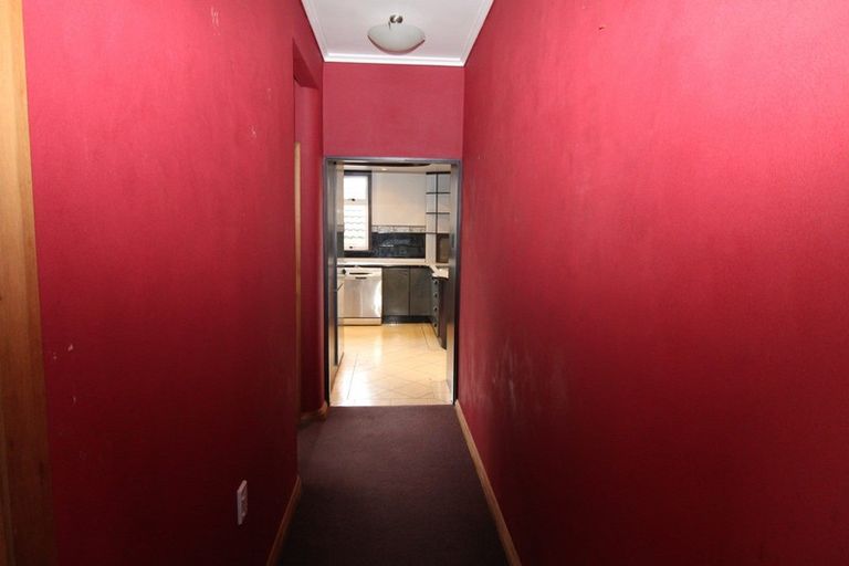 Photo of property in 82 Mangorei Road, Strandon, New Plymouth, 4312