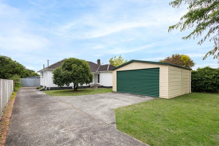 Photo of property in 9 Tranmere Road, Fairfield, Hamilton, 3214
