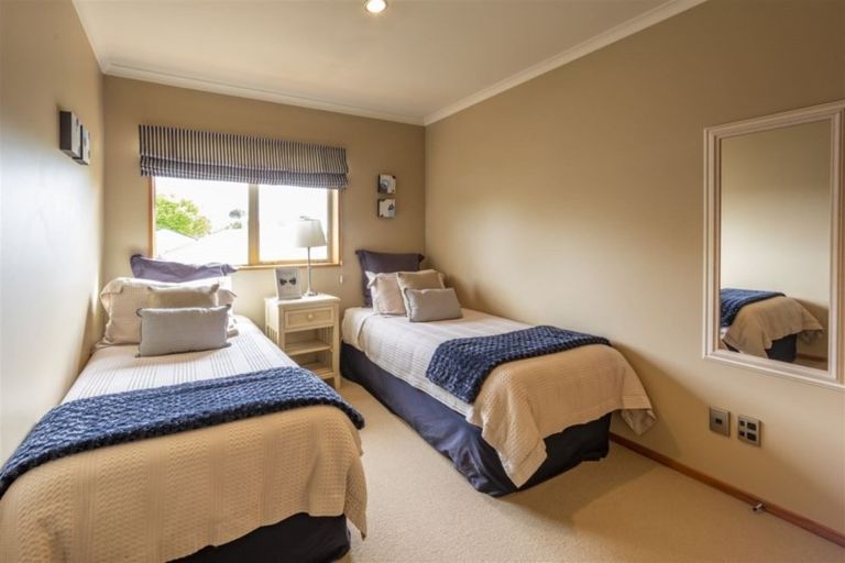 Photo of property in 41b Avonhead Road, Avonhead, Christchurch, 8042