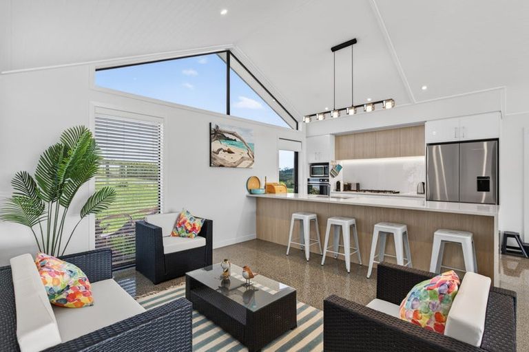 Photo of property in 29 Daniel Parade, Mangawhai, 0975