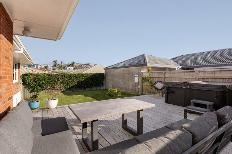Photo of property in 25 Short Street, Otumoetai, Tauranga, 3110