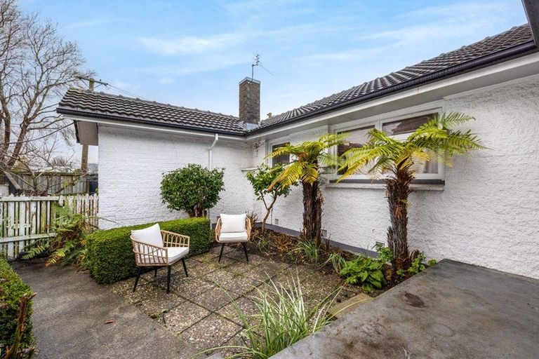 Photo of property in 3/42 Office Road, Merivale, Christchurch, 8014