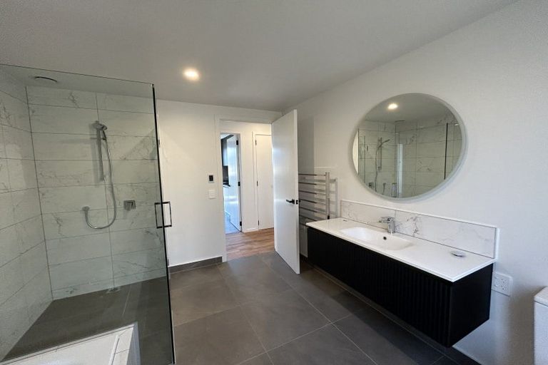 Photo of property in 150 Burdon Loop, Lake Hawea, 9382