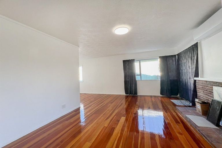 Photo of property in 5 Daytona Road, Henderson, Auckland, 0610