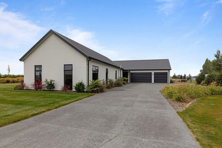 Photo of property in 15 Lake View Terrace, Huntingdon, Ashburton, 7774