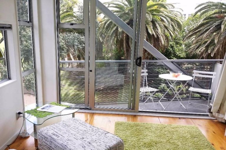 Photo of property in Scotia Tower Apartments, 2f/8 Scotia Place, Auckland Central, Auckland, 1010