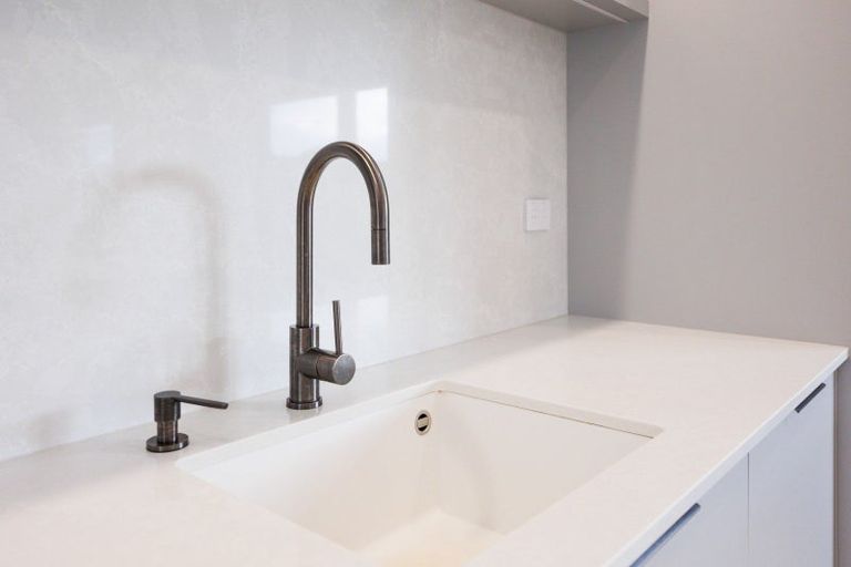 Photo of property in 38 Ashford Avenue, Hokowhitu, Palmerston North, 4410