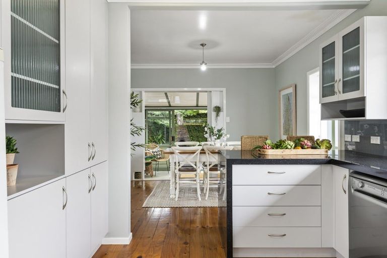 Photo of property in 2 Sunny Bay Road, Matua, Tauranga, 3110